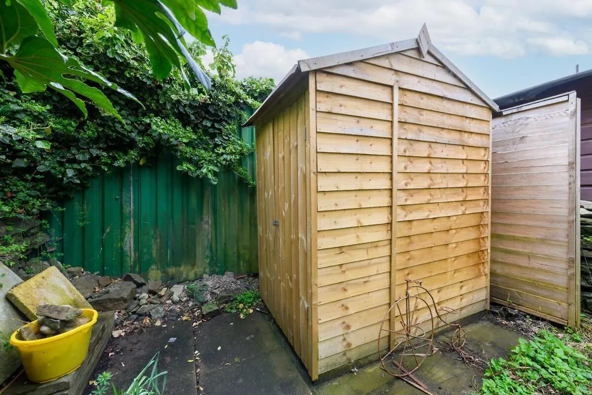2 Bedroom Neutral Sanctuary - 27 Min To Cardiff Castle United Kingdom