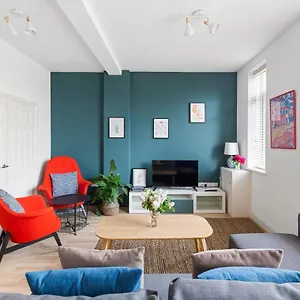 Apartment Albany By Black Door, Cardiff